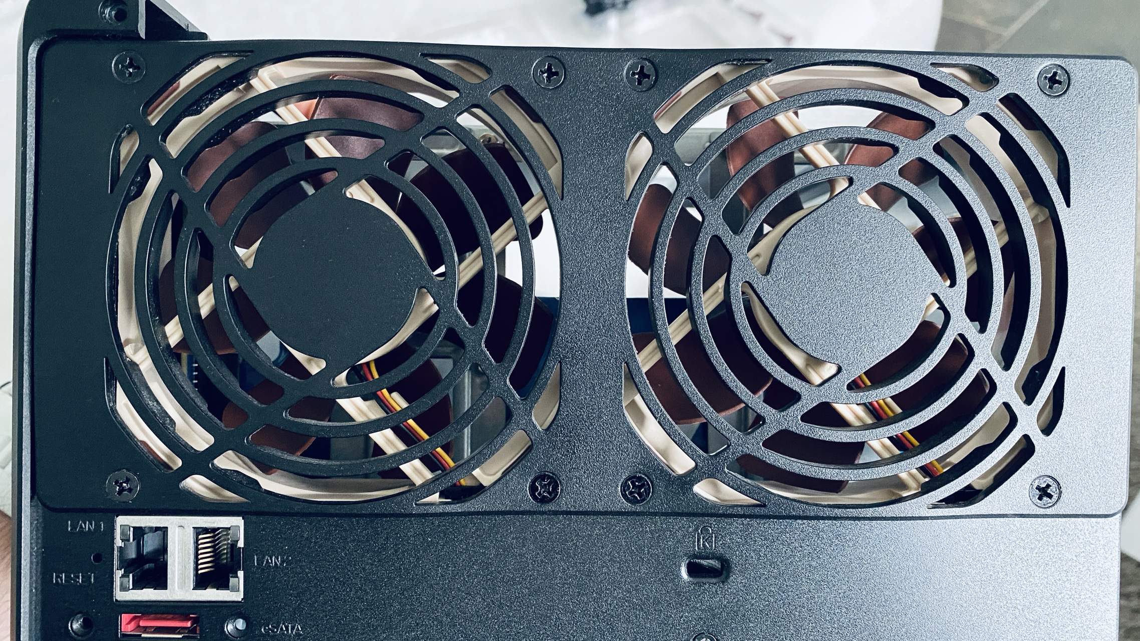 Bild ohne Beschreibung Bild ohne Beschreibung