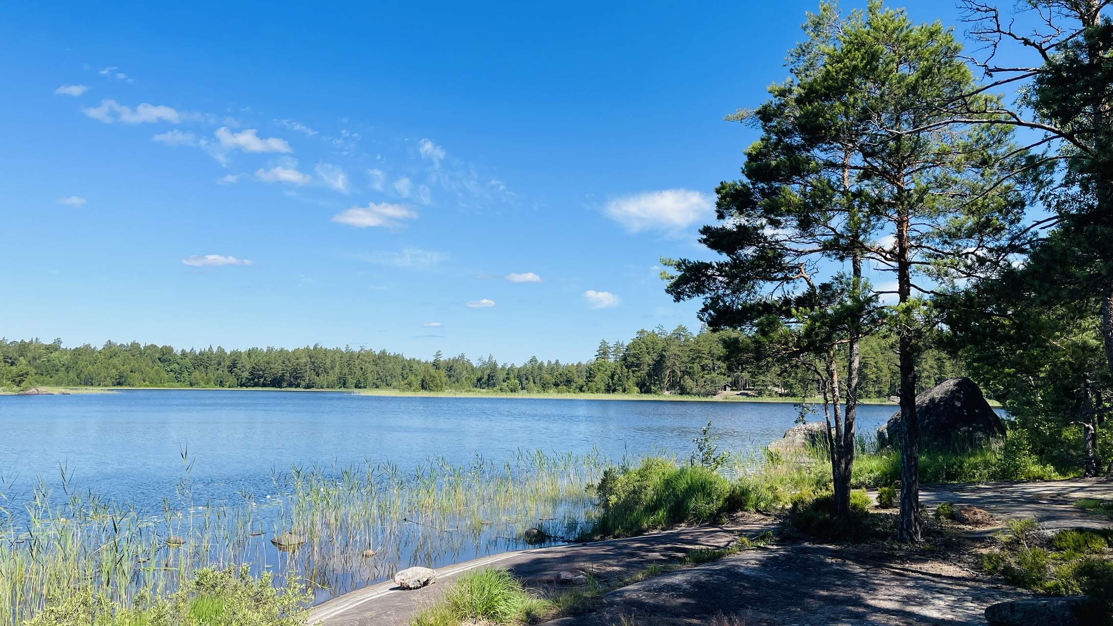 Bild ohne Beschreibung Bild ohne Beschreibung