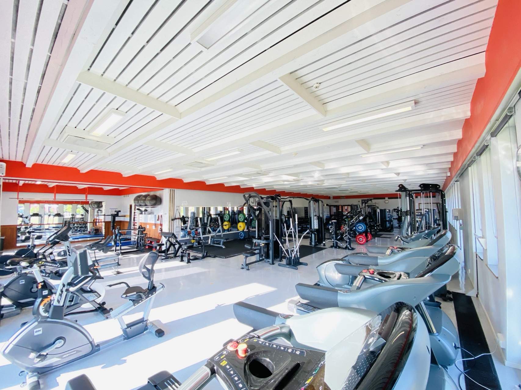 Bild ohne Beschreibung Bild ohne Beschreibung