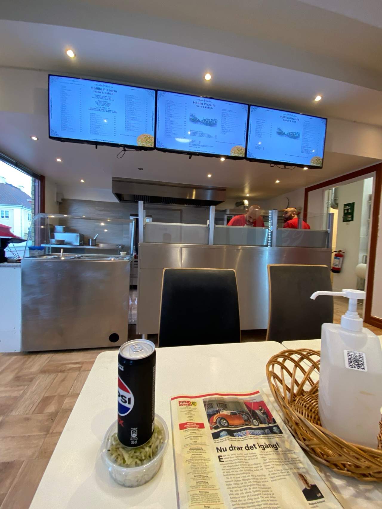 Bild ohne Beschreibung Bild ohne Beschreibung