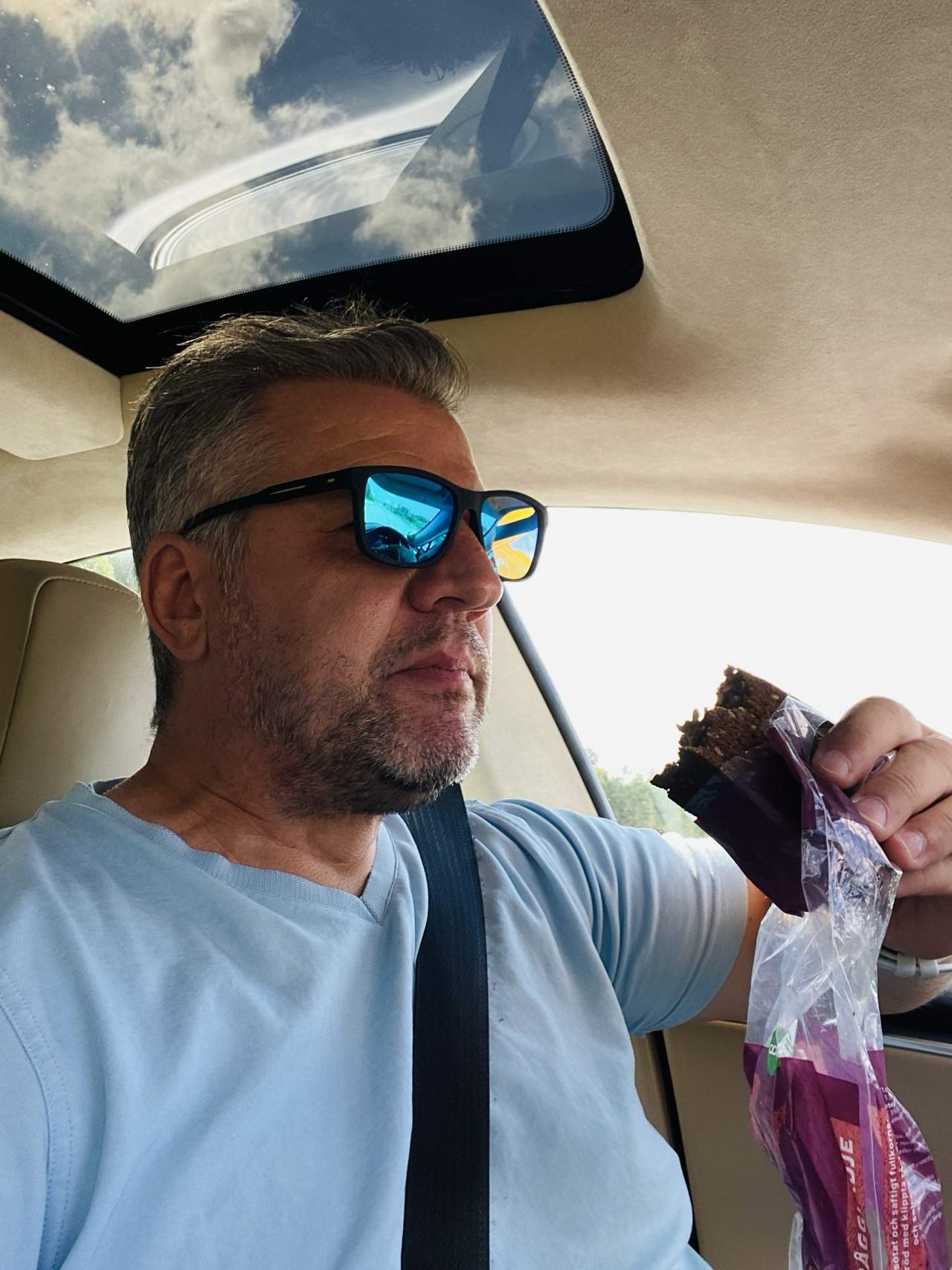 Bild ohne Beschreibung Bild ohne Beschreibung