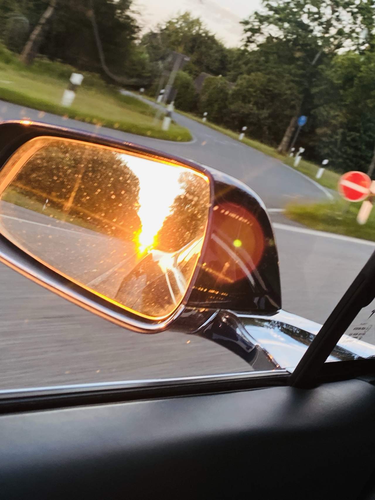 Bild ohne Beschreibung Bild ohne Beschreibung