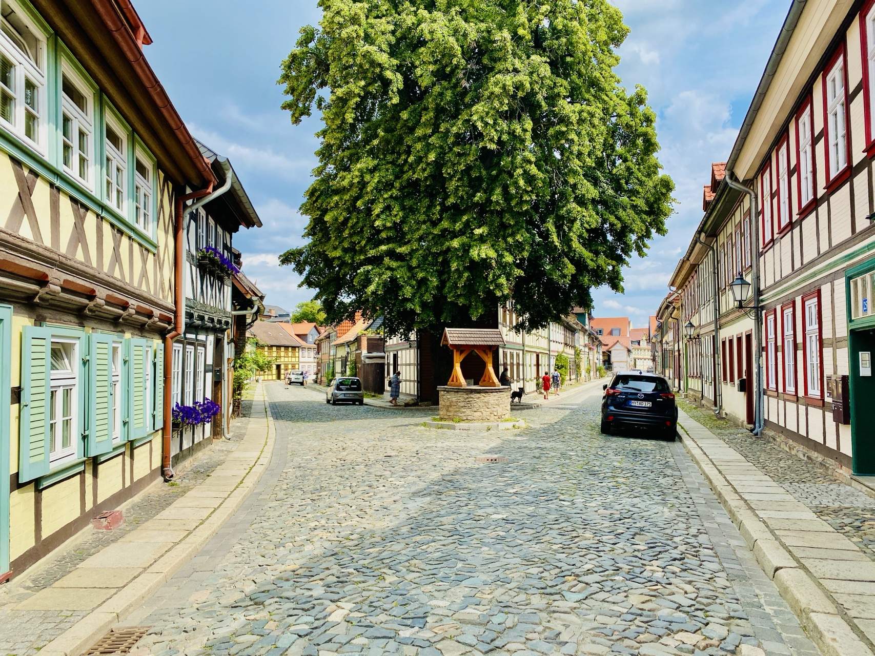 Bild ohne Beschreibung Bild ohne Beschreibung