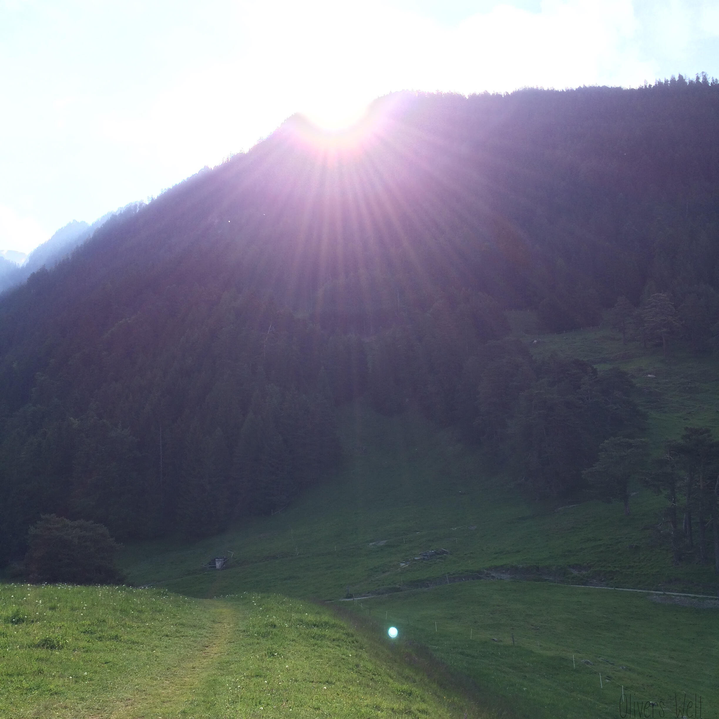 Bild ohne Beschreibung Bild ohne Beschreibung