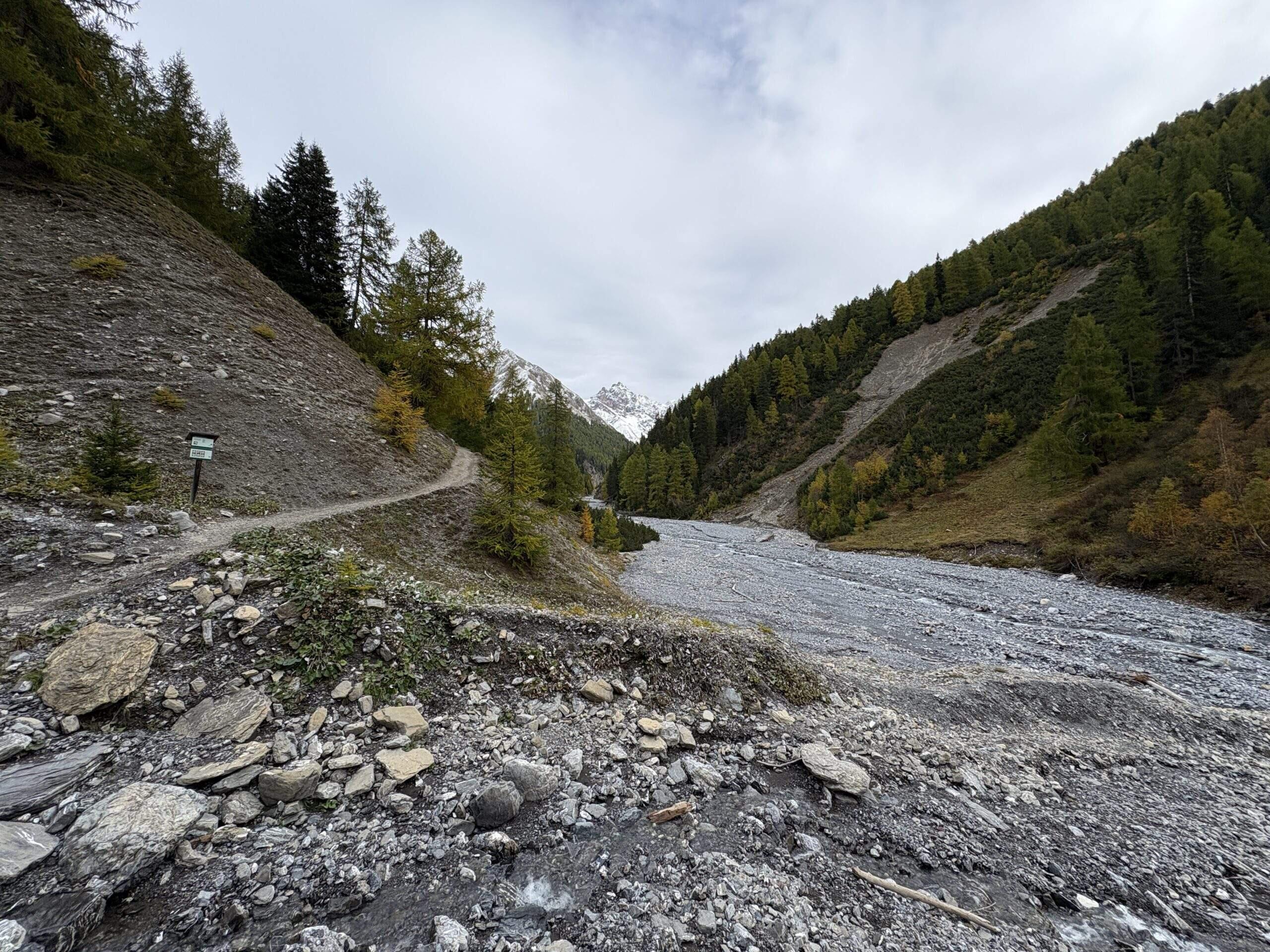 Bild ohne Beschreibung Bild ohne Beschreibung