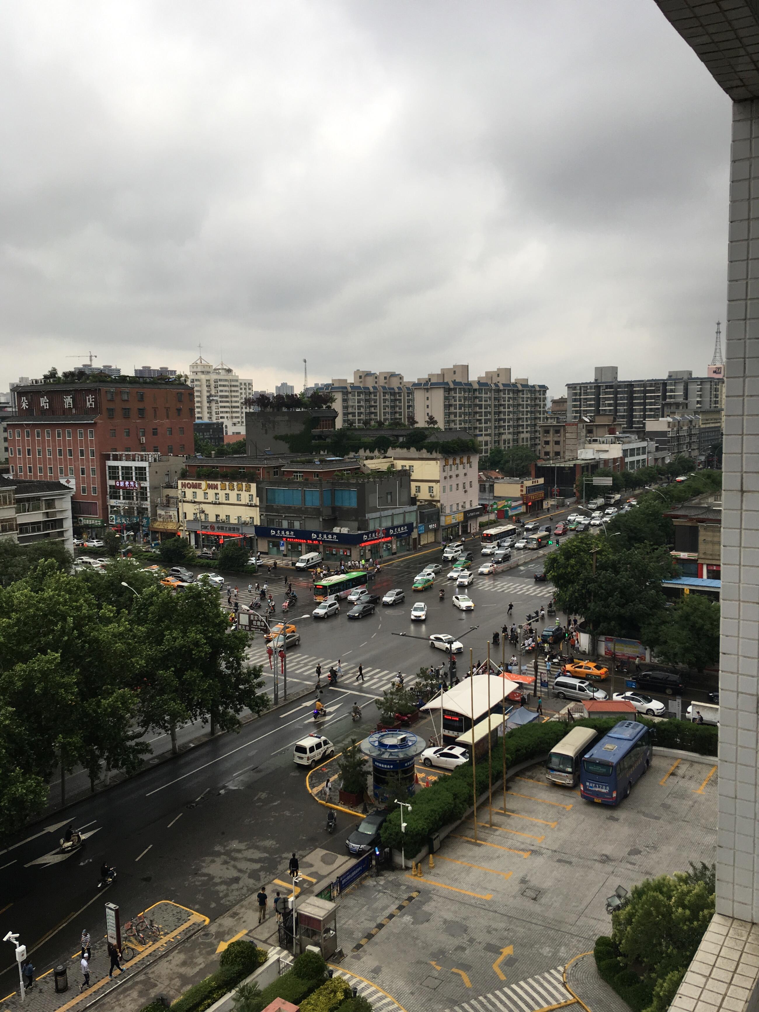 Bild ohne Beschreibung Bild ohne Beschreibung