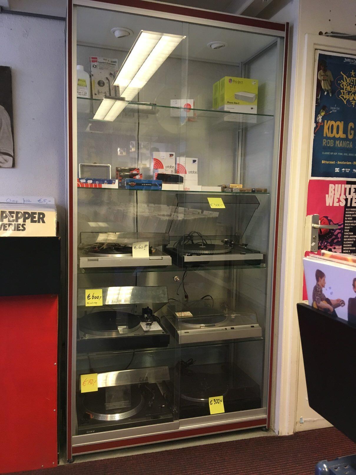 Bild ohne Beschreibung