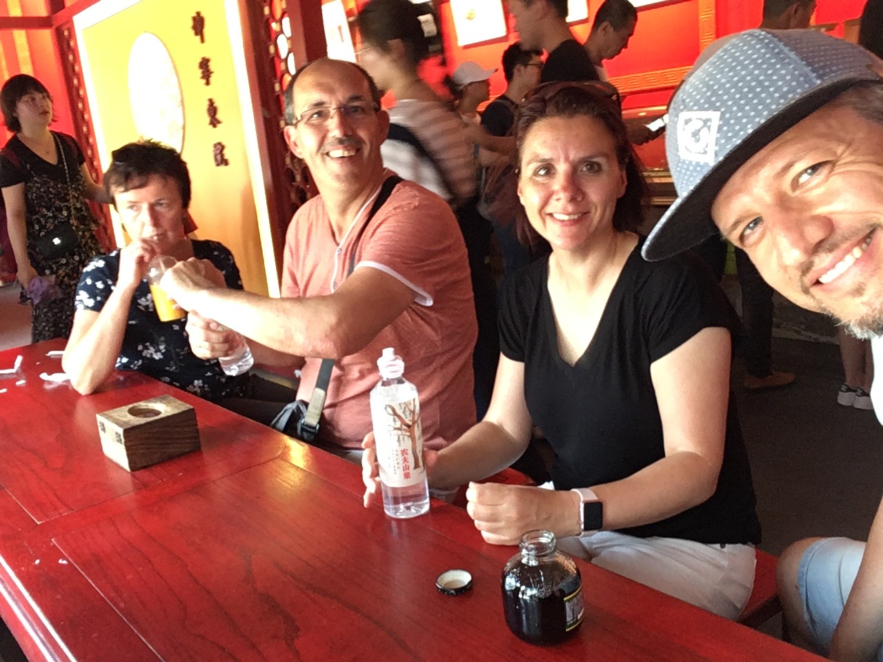 Bild ohne Beschreibung Bild ohne Beschreibung