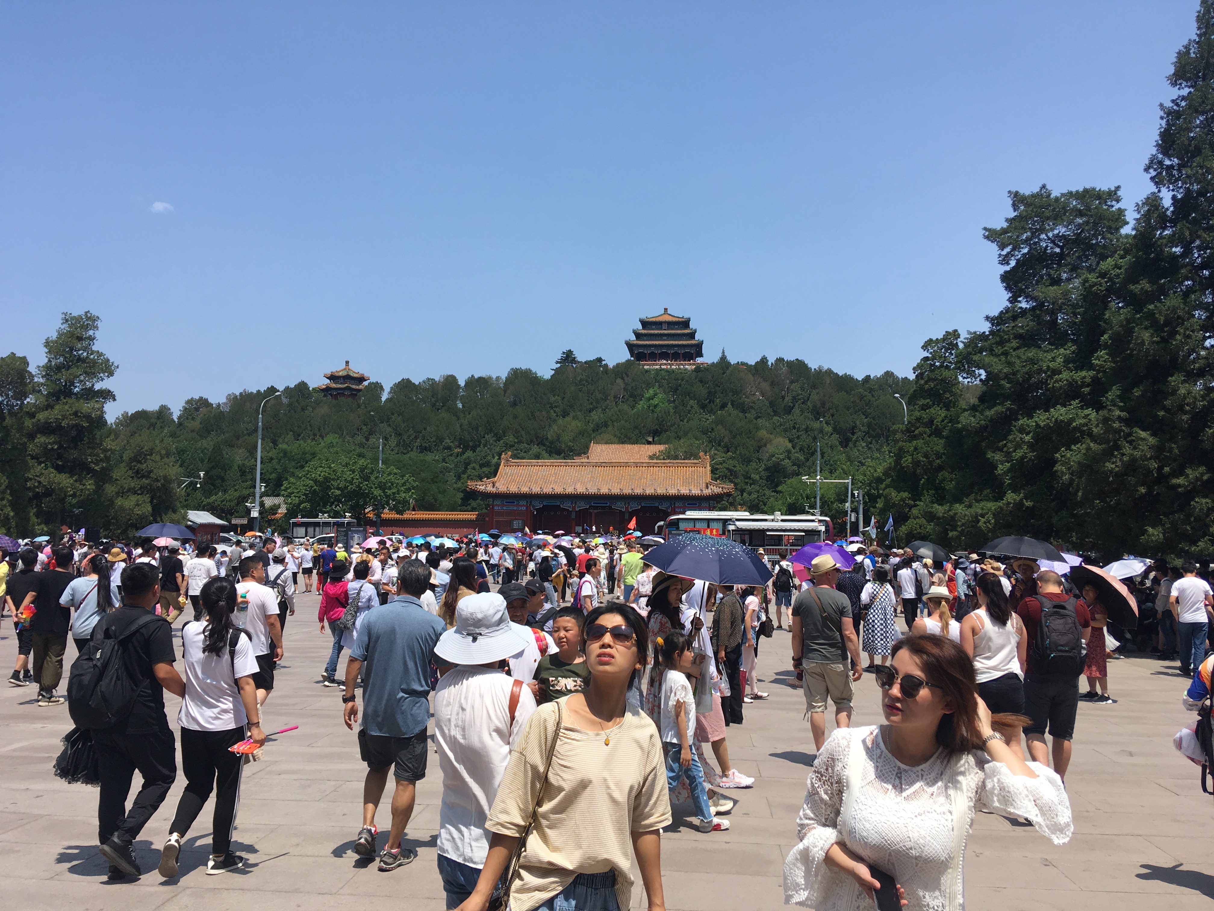 Bild ohne Beschreibung Bild ohne Beschreibung