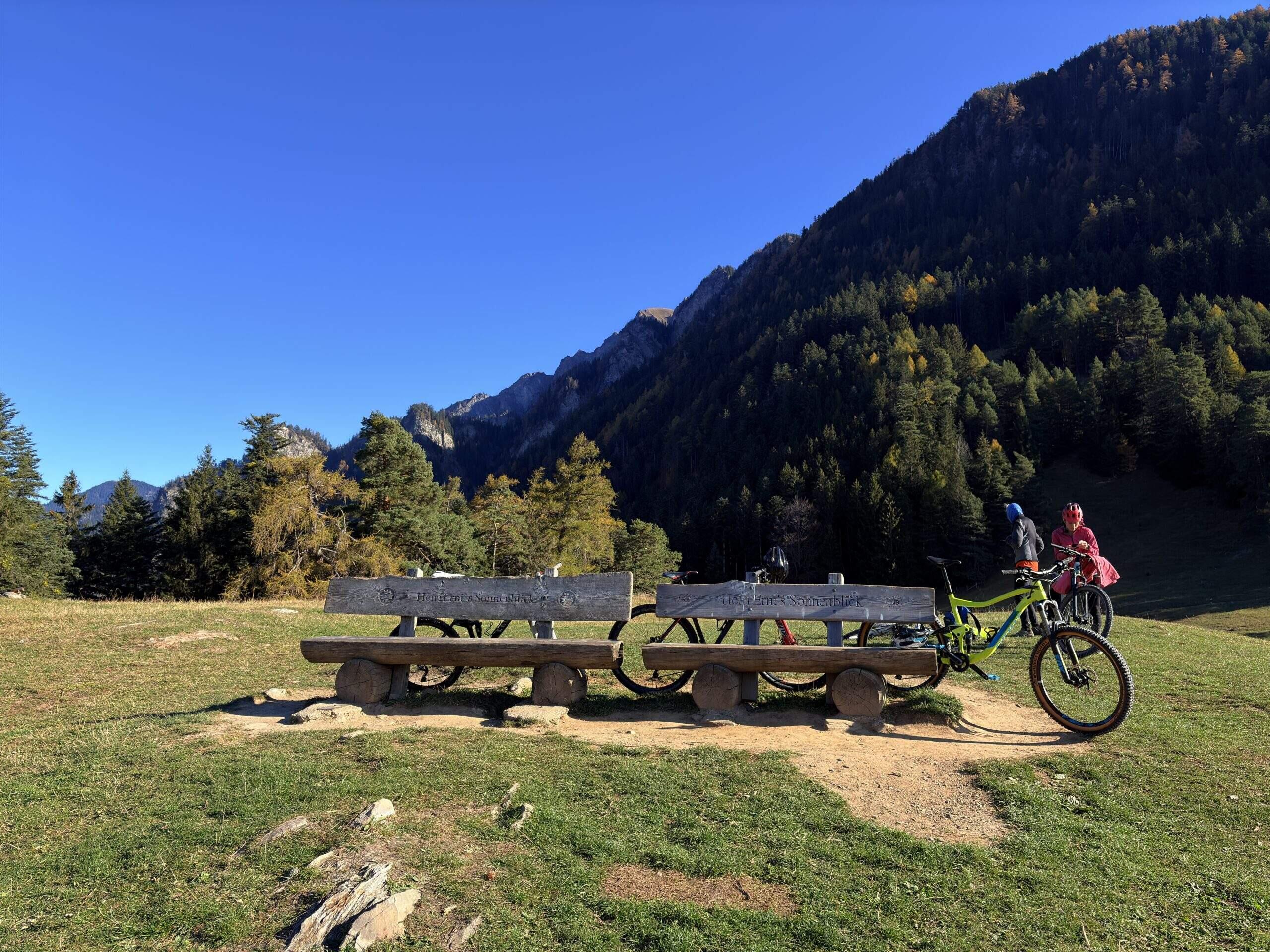 Bild ohne Beschreibung Bild ohne Beschreibung