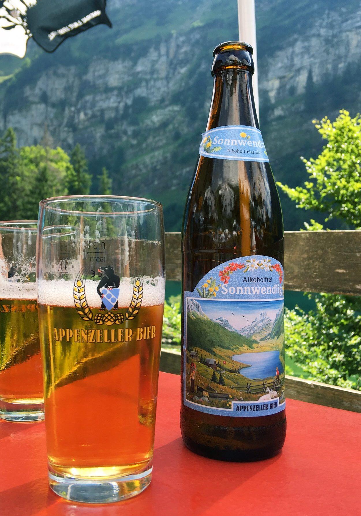 Bild ohne Beschreibung Bild ohne Beschreibung