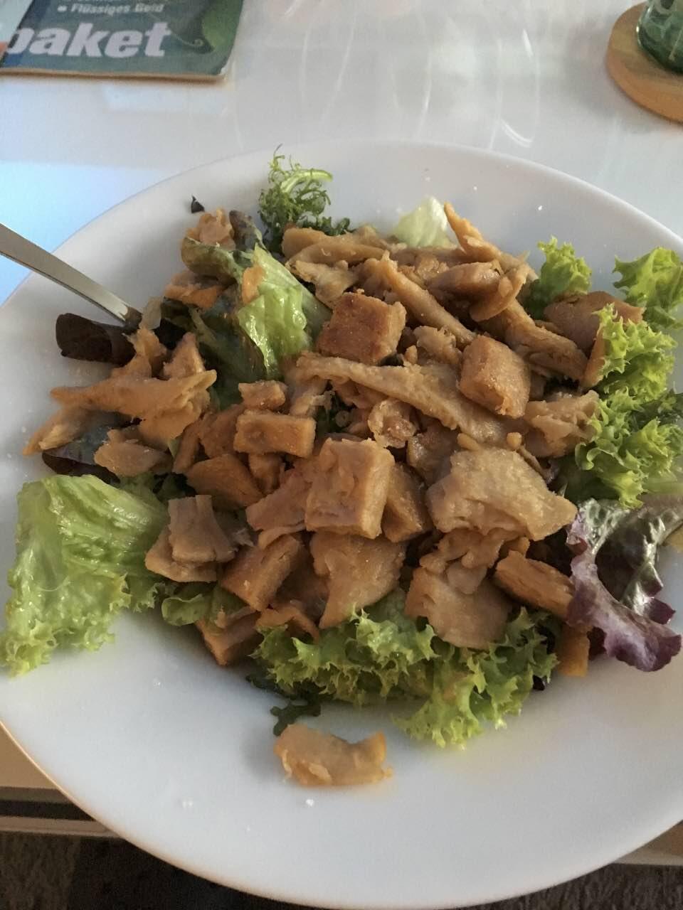 Bild ohne Beschreibung Bild ohne Beschreibung