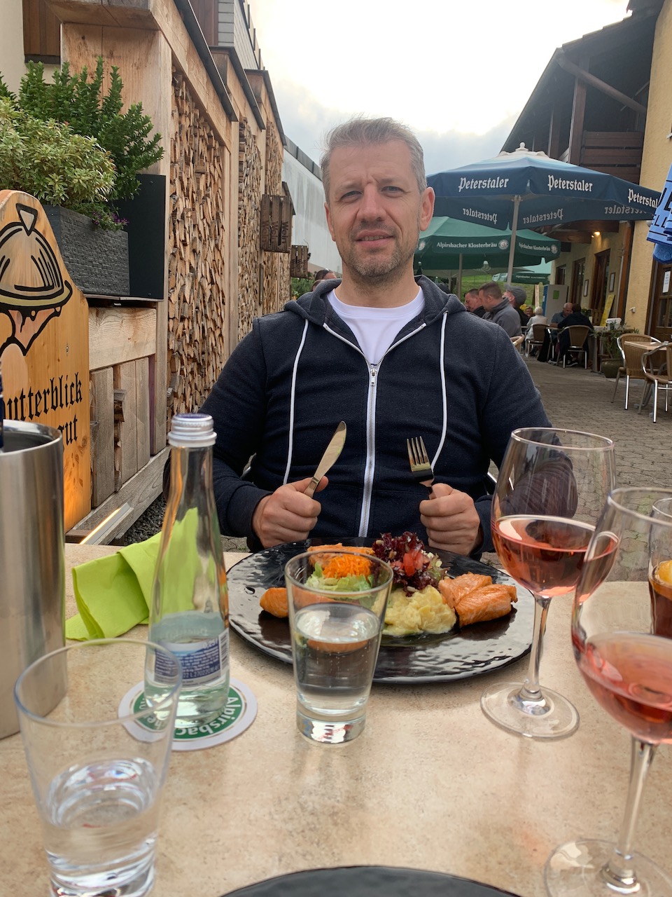 Bild ohne Beschreibung