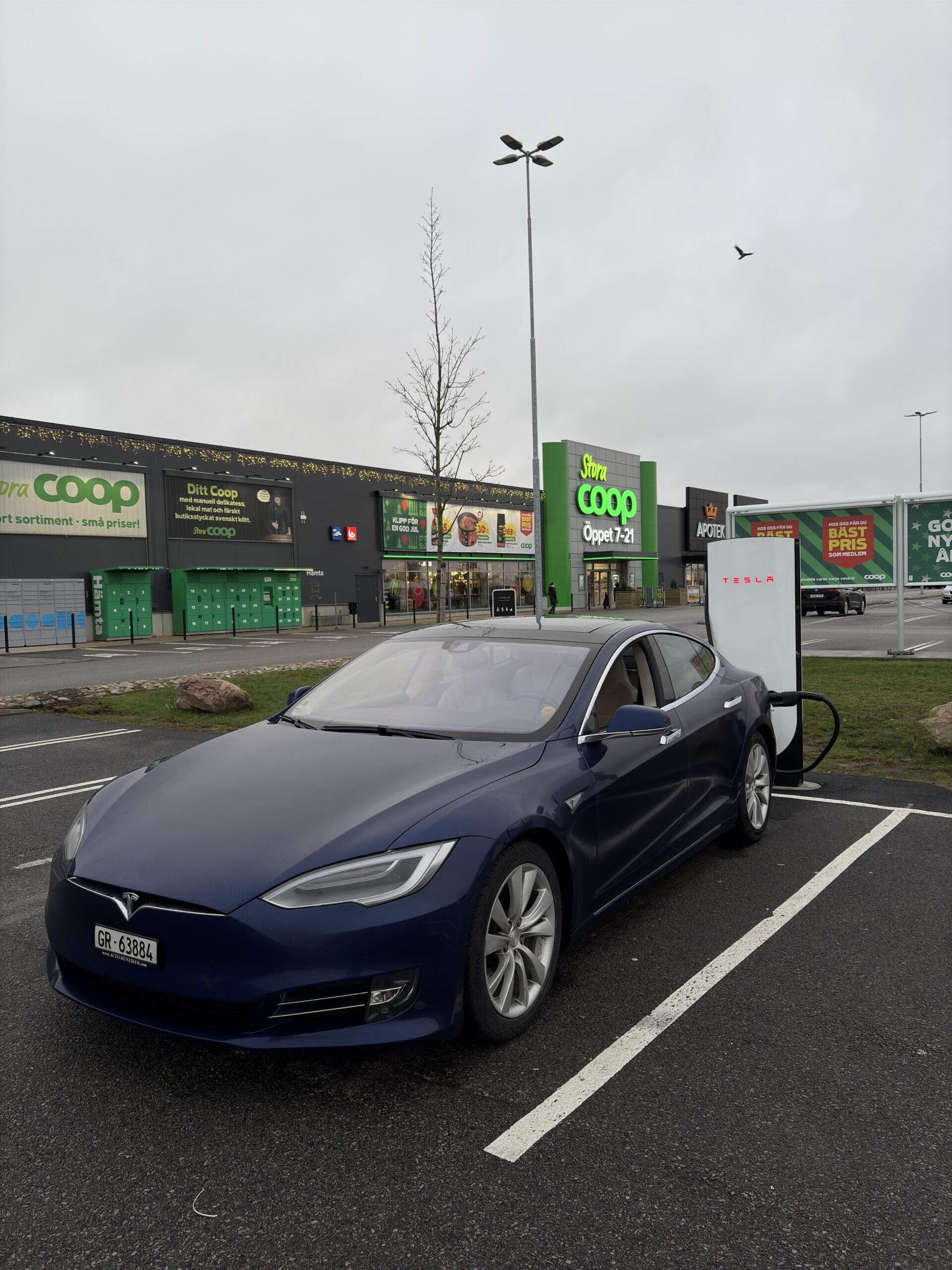 Bild ohne Beschreibung Bild ohne Beschreibung