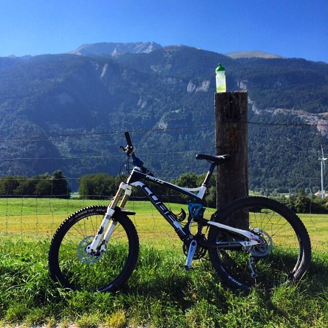 Bild ohne Beschreibung Bild ohne Beschreibung