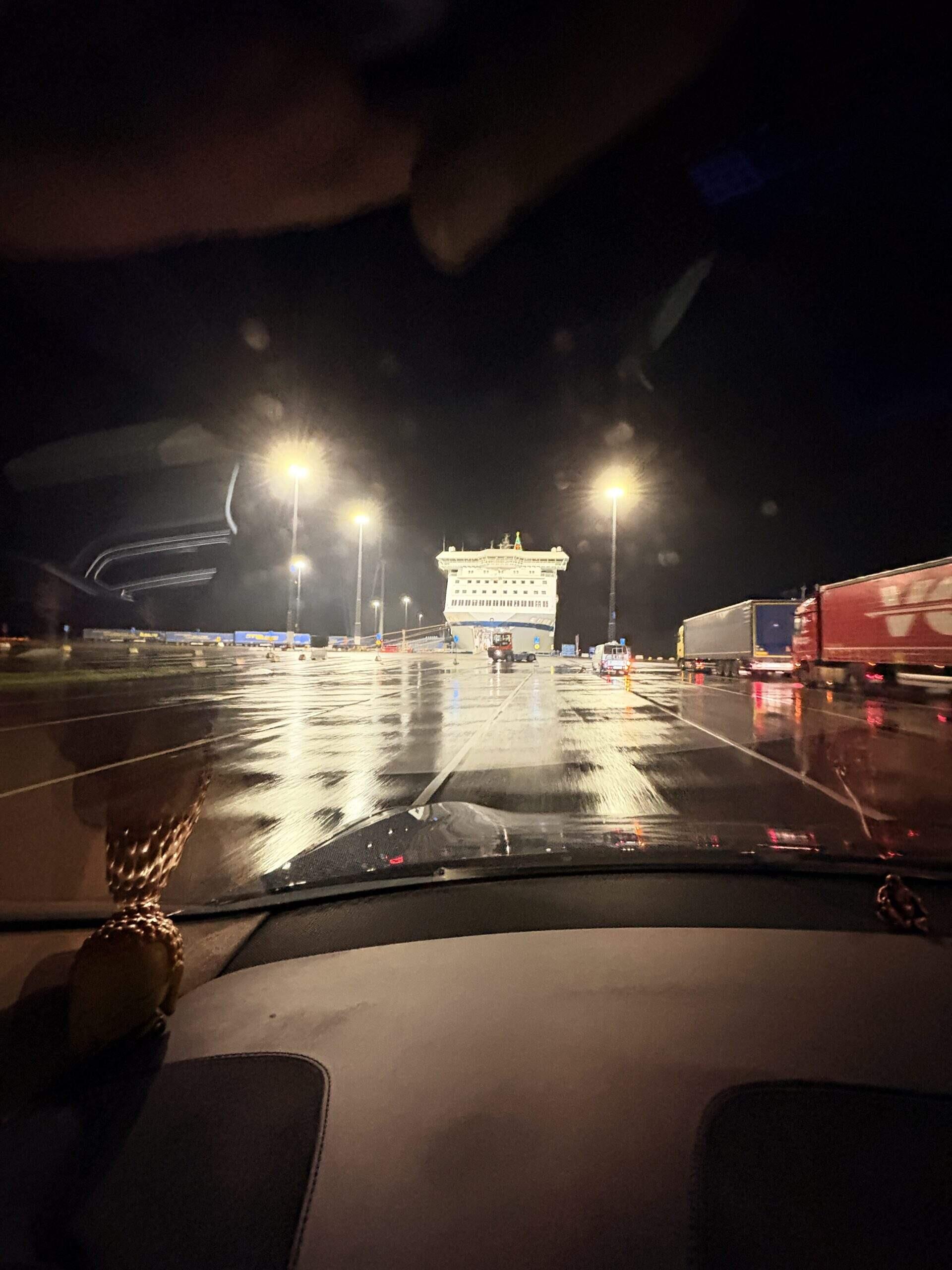 Bild ohne Beschreibung Bild ohne Beschreibung