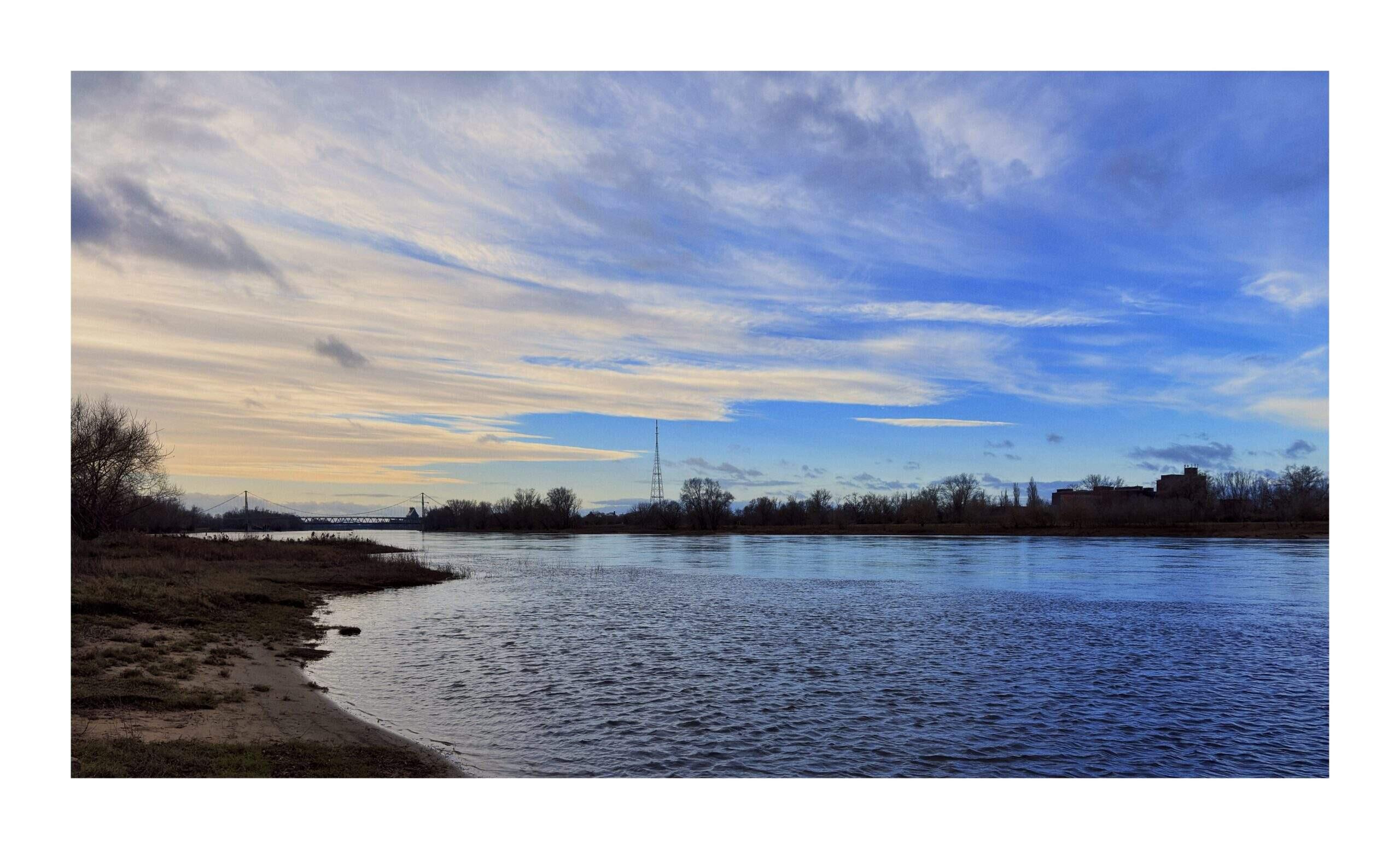 Bild ohne Beschreibung Bild ohne Beschreibung