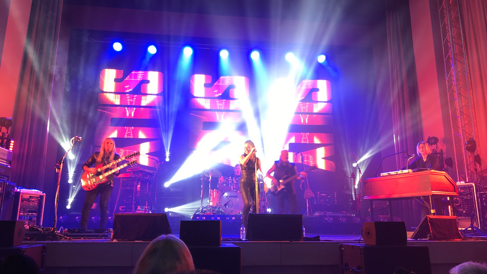 Bild ohne Beschreibung