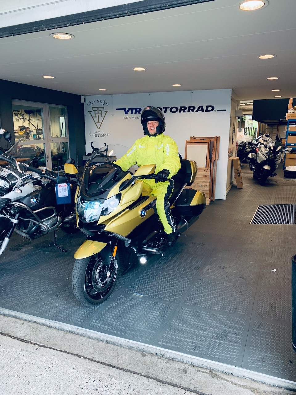 Bild ohne Beschreibung Bild ohne Beschreibung