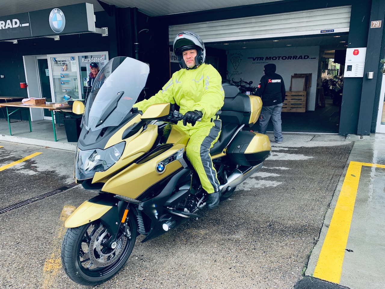 Bild ohne Beschreibung Bild ohne Beschreibung