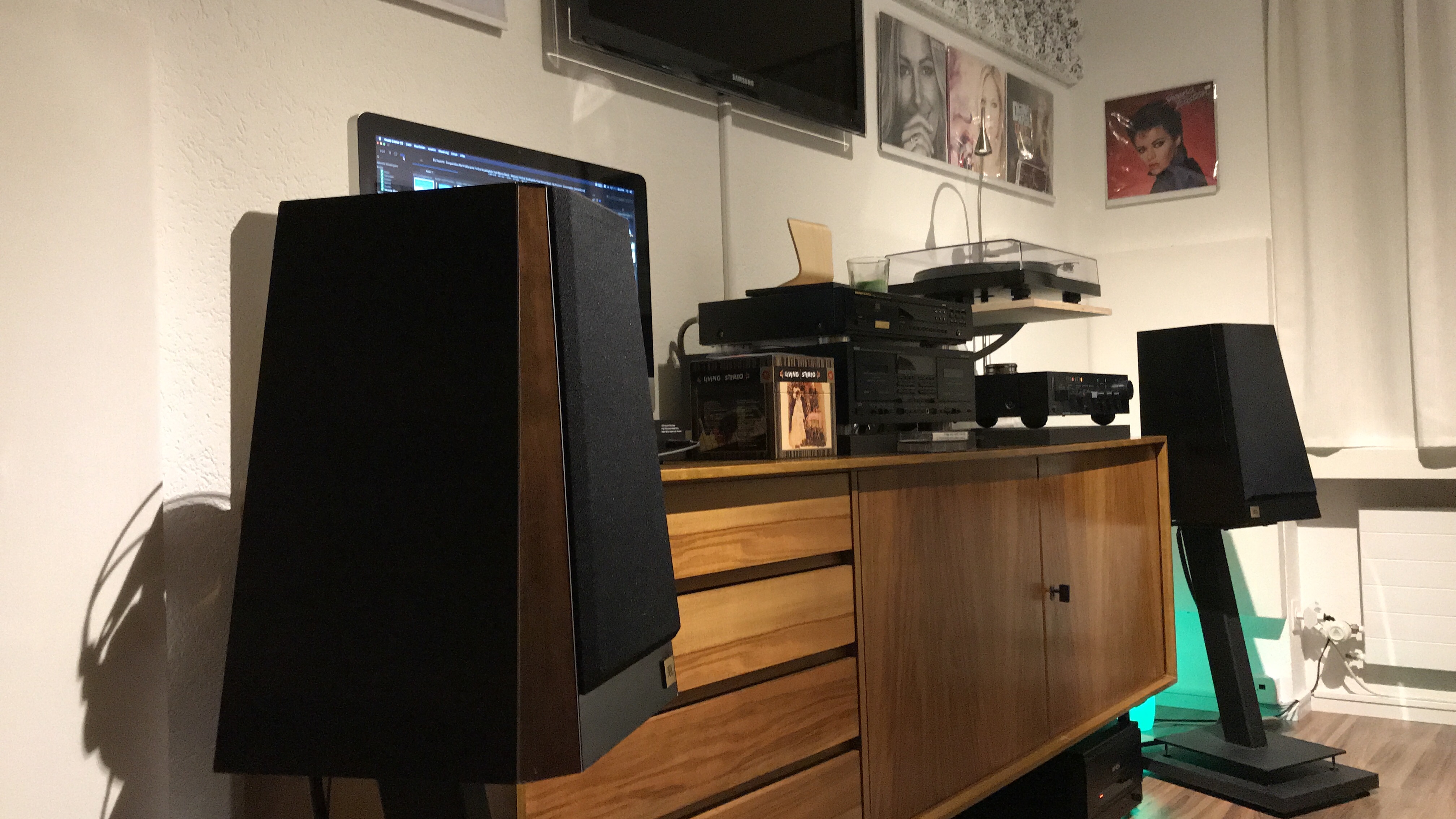 Bild ohne Beschreibung Bild ohne Beschreibung