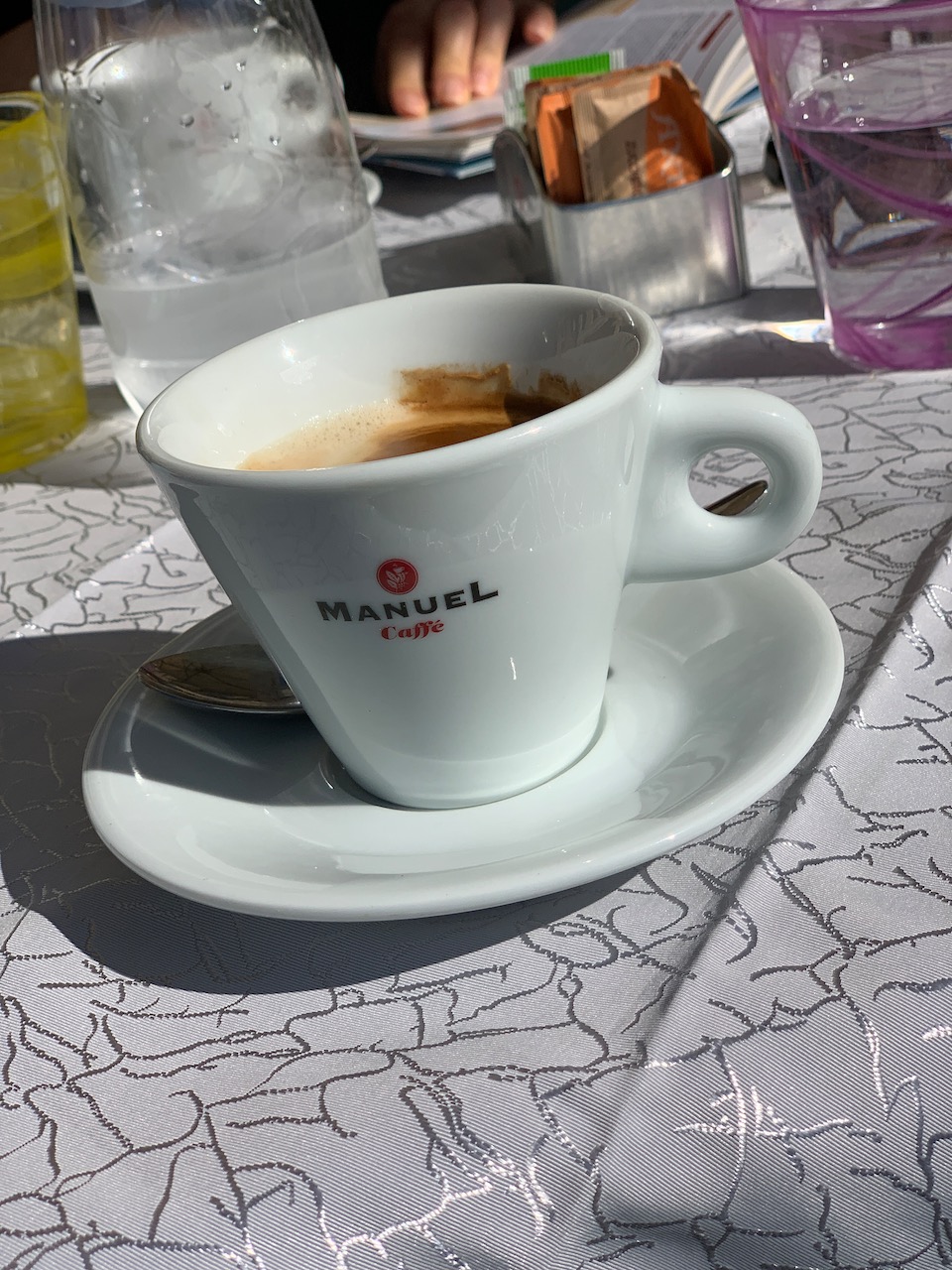 Bild ohne Beschreibung Bild ohne Beschreibung