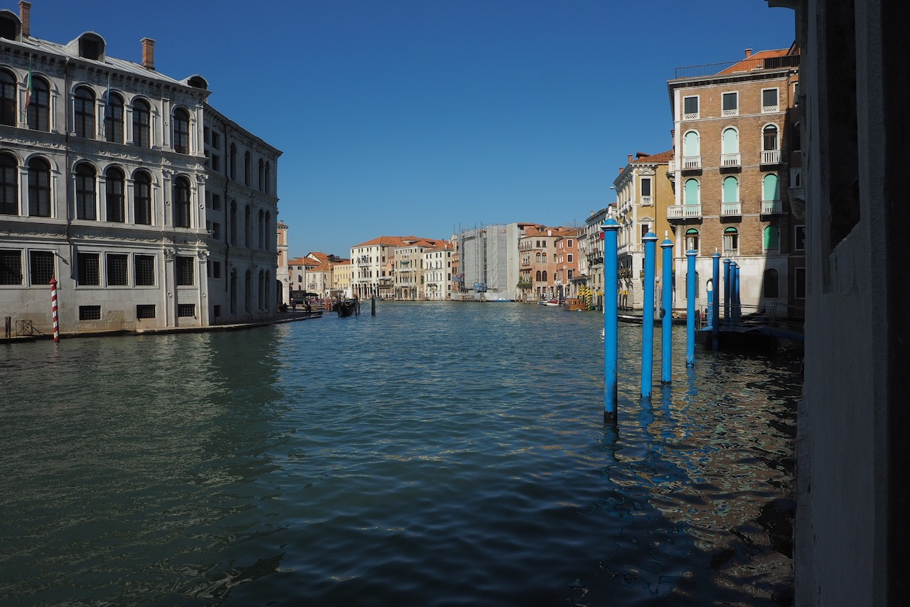 Bild ohne Beschreibung Bild ohne Beschreibung