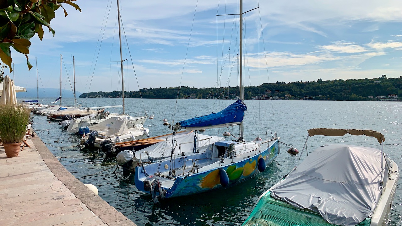 Bild ohne Beschreibung Bild ohne Beschreibung