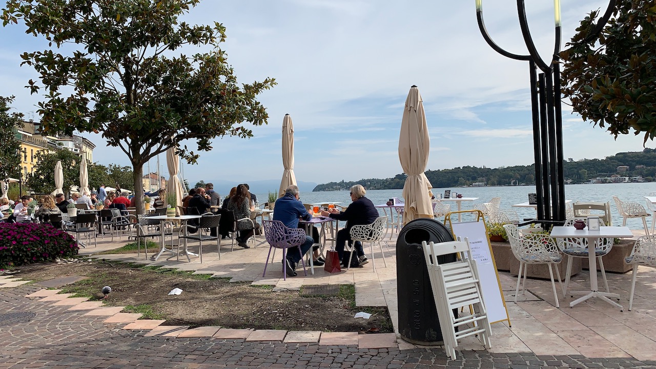 Bild ohne Beschreibung Bild ohne Beschreibung