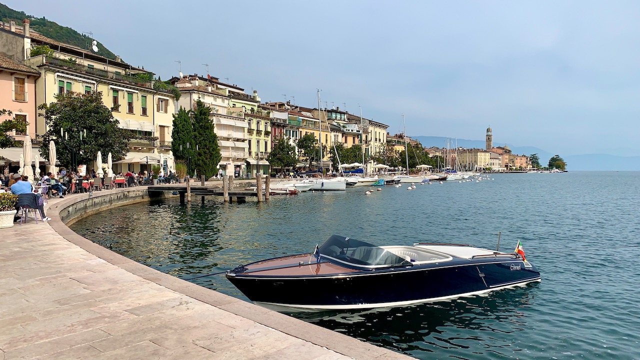 Bild ohne Beschreibung Bild ohne Beschreibung