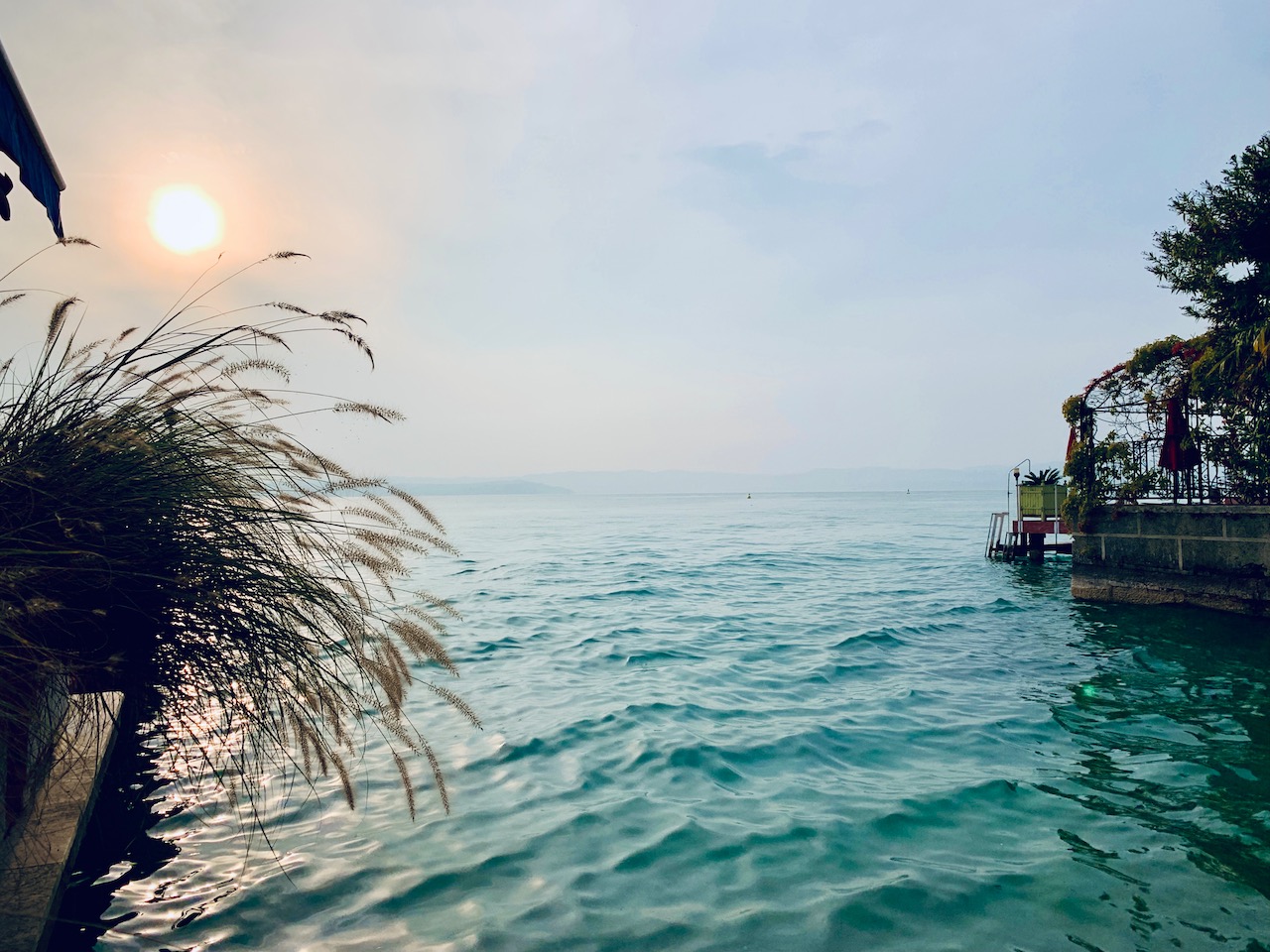 Bild ohne Beschreibung Bild ohne Beschreibung