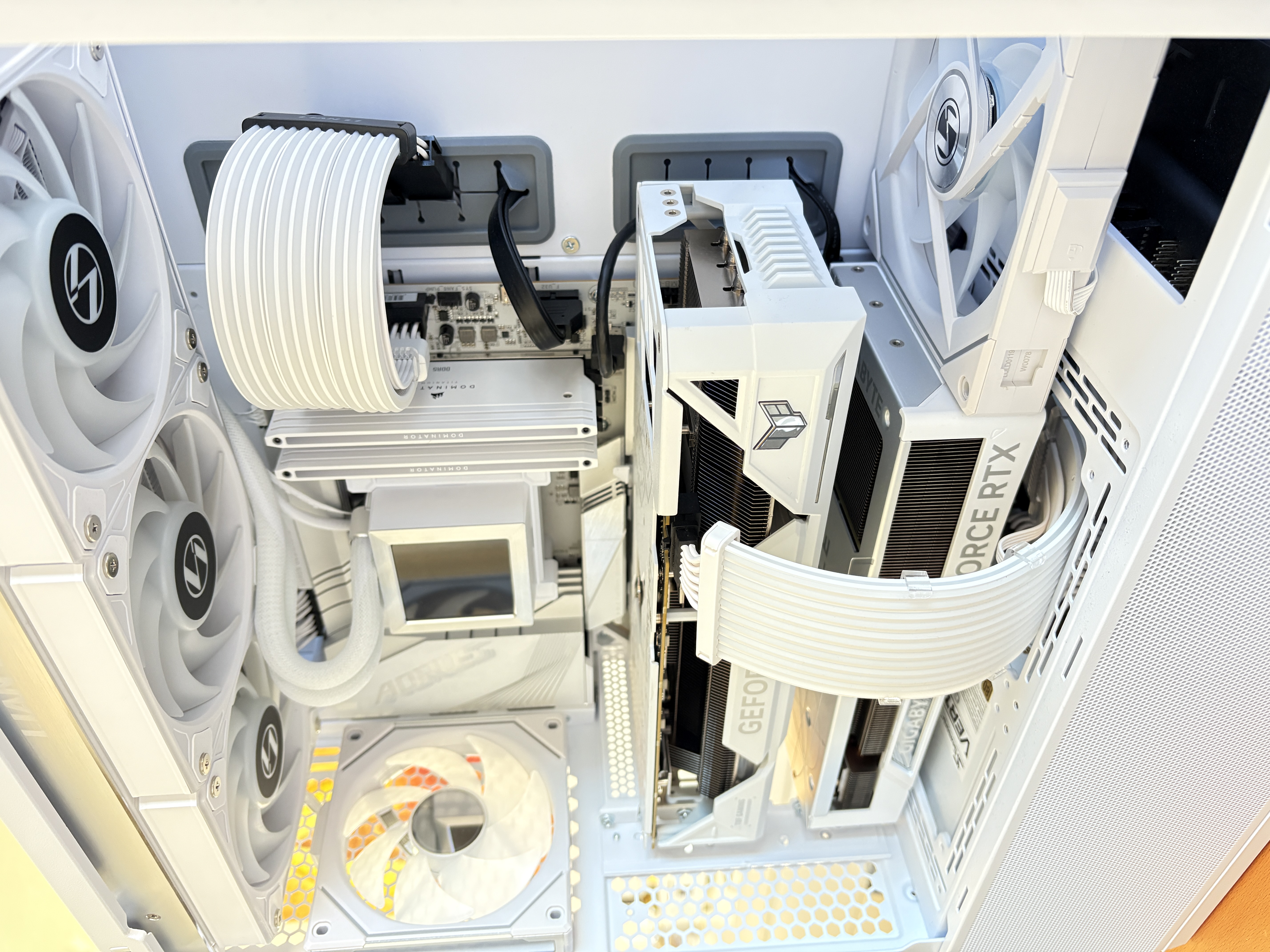 Bild ohne Beschreibung Bild ohne Beschreibung