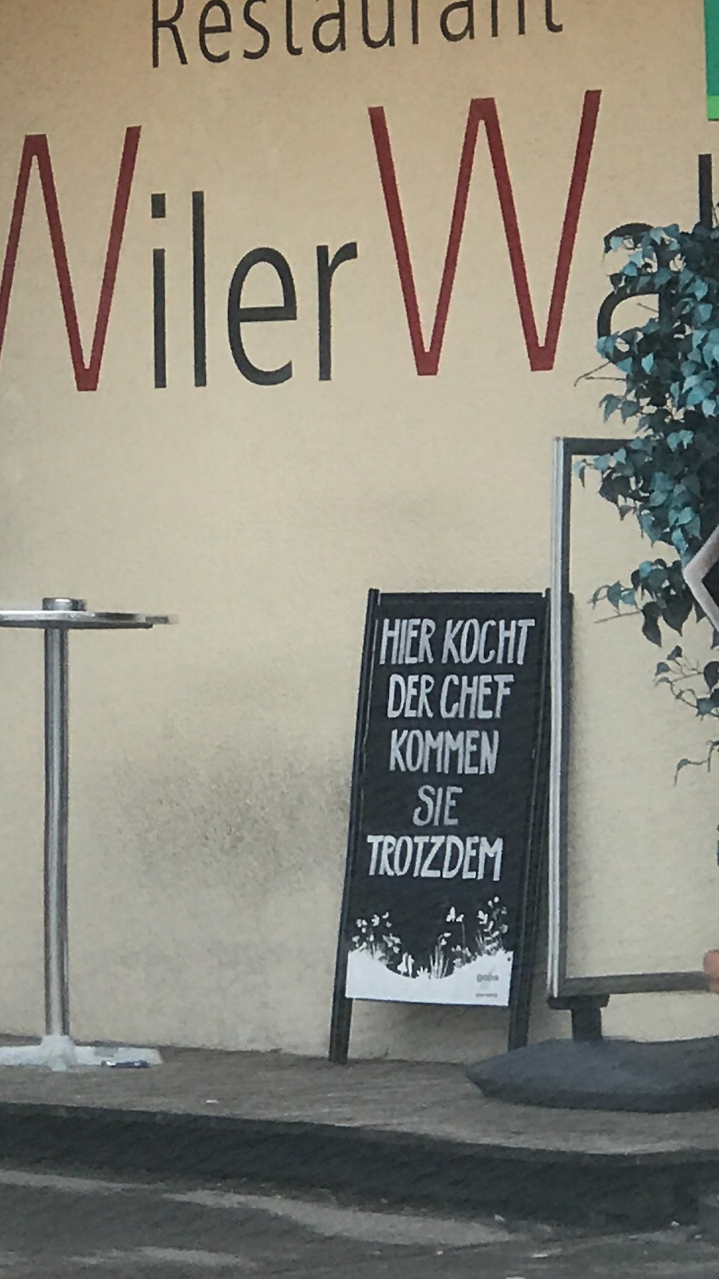 Bild ohne Beschreibung Bild ohne Beschreibung