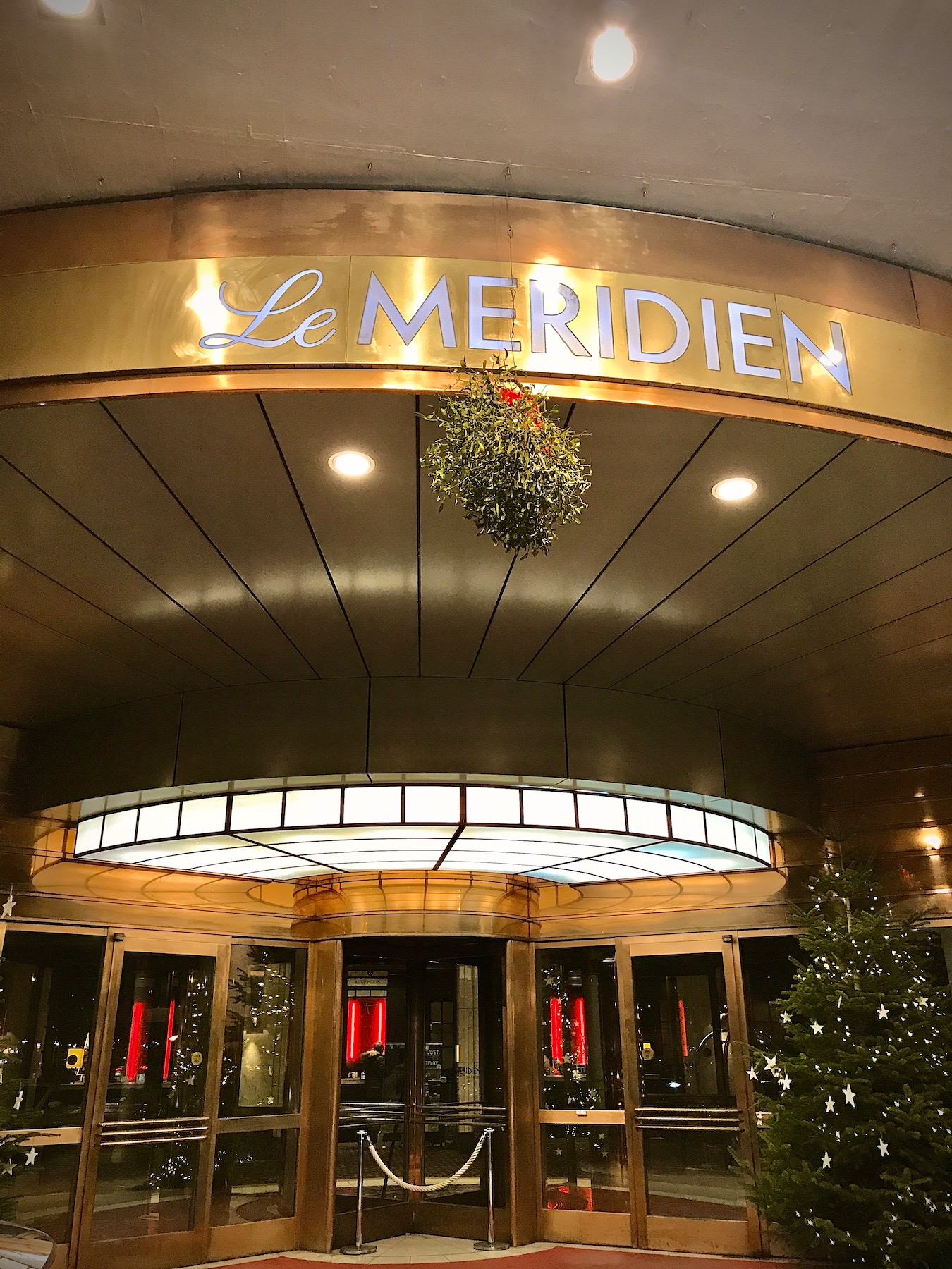 Bild ohne Beschreibung Bild ohne Beschreibung