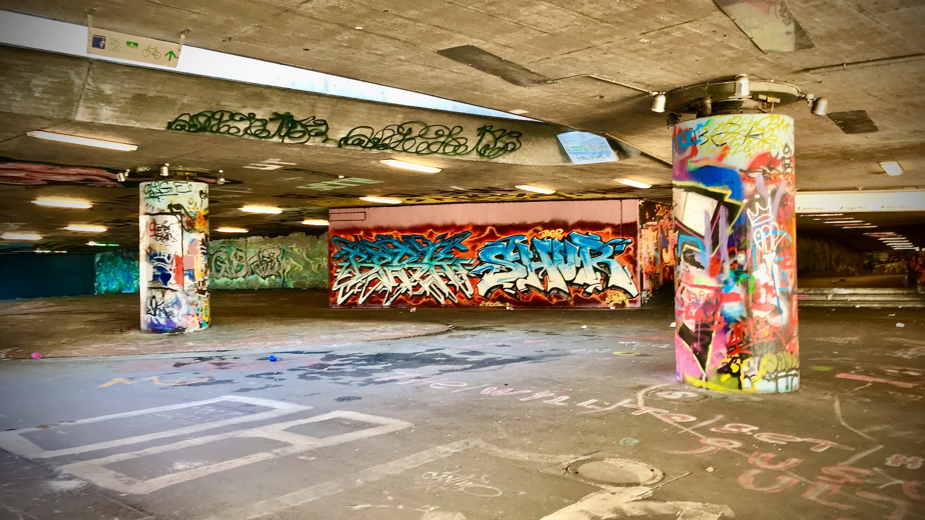 Bild ohne Beschreibung Bild ohne Beschreibung