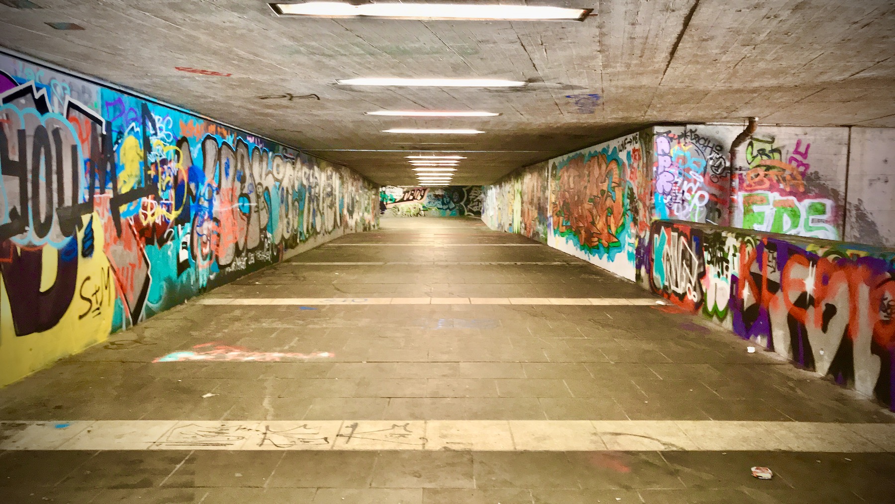 Bild ohne Beschreibung Bild ohne Beschreibung