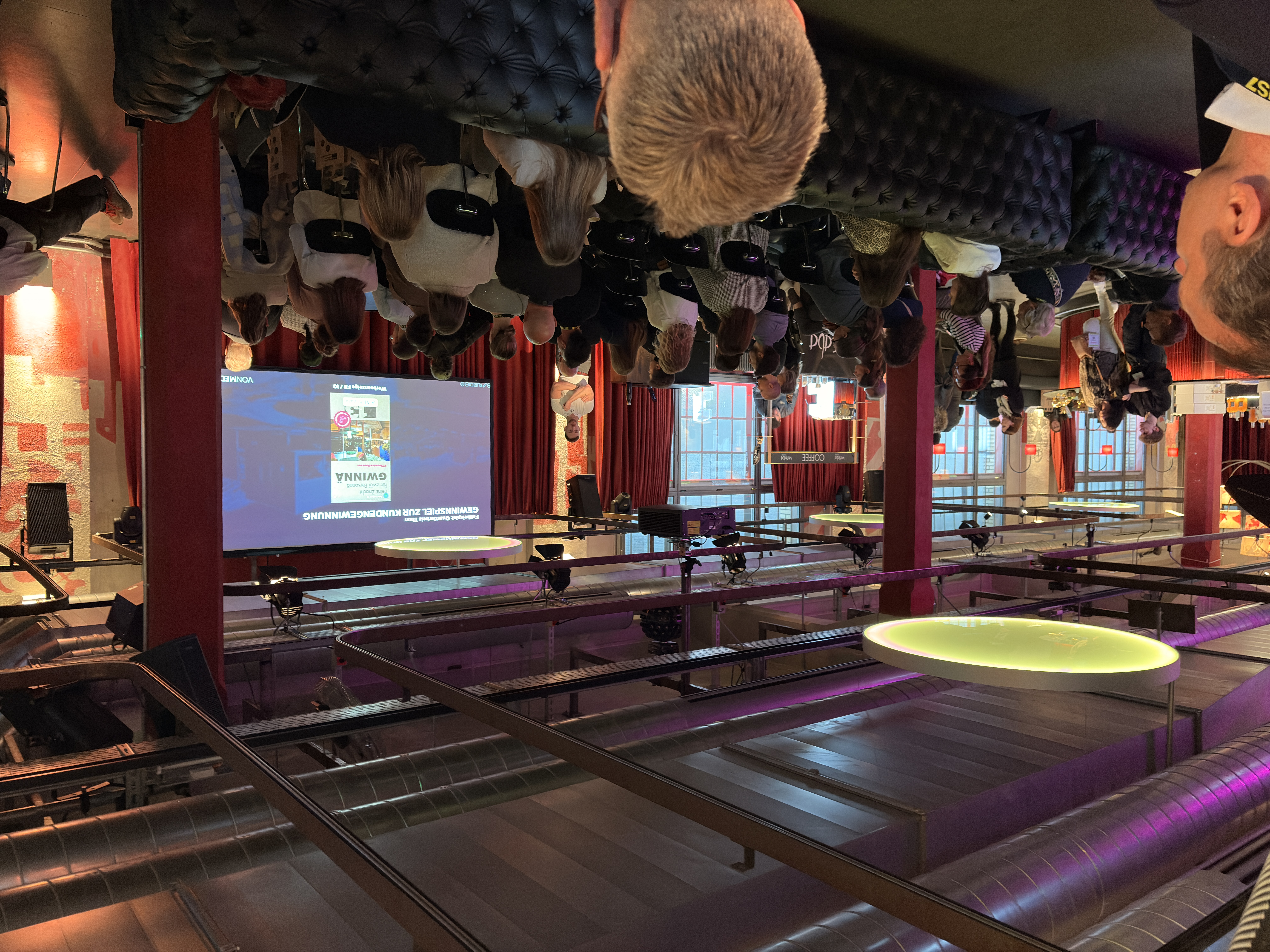 Bild ohne Beschreibung Bild ohne Beschreibung