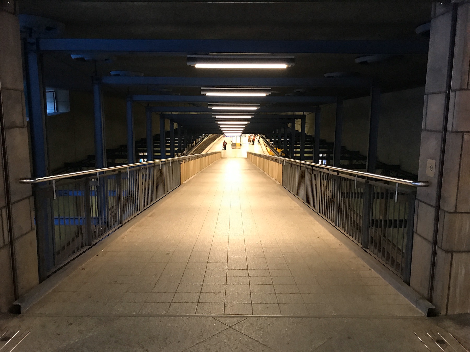 Bild ohne Beschreibung Bild ohne Beschreibung