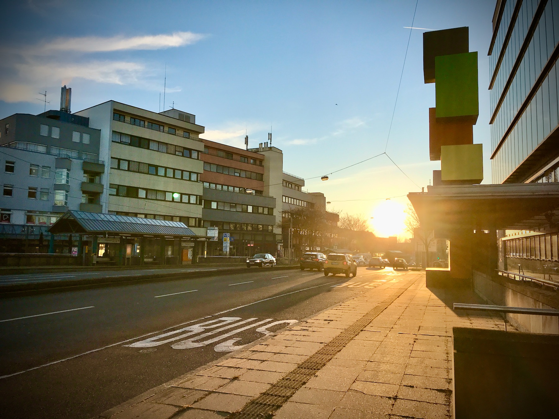 Bild ohne Beschreibung Bild ohne Beschreibung