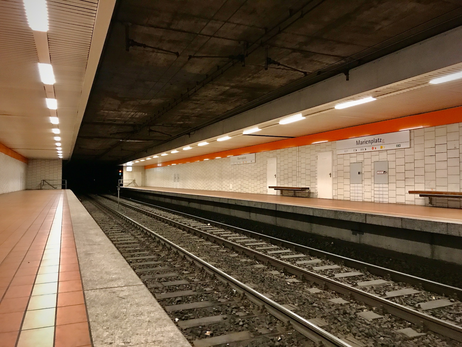 Bild ohne Beschreibung Bild ohne Beschreibung