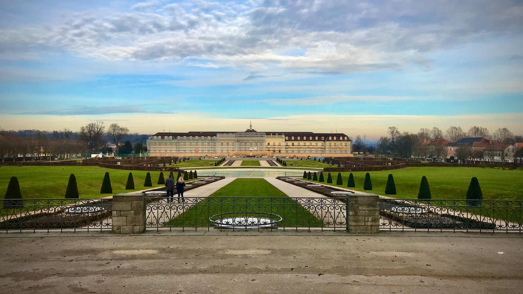 Bild ohne Beschreibung Bild ohne Beschreibung