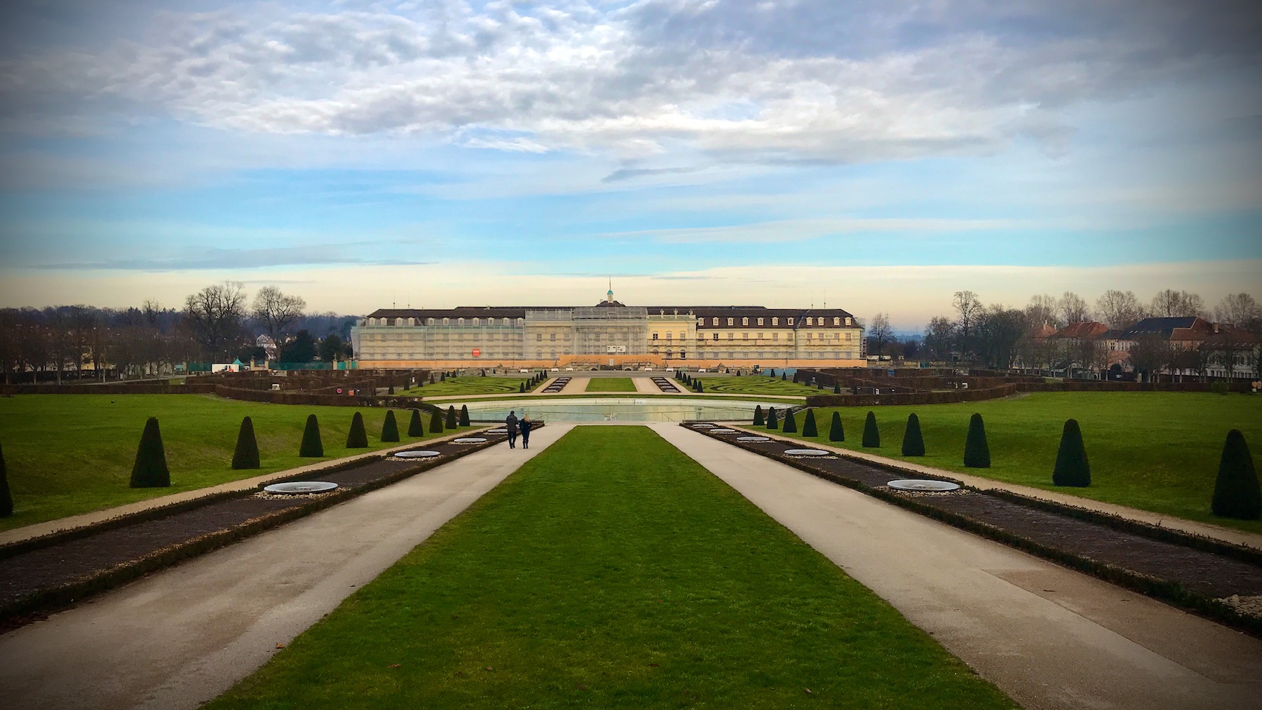 Bild ohne Beschreibung Bild ohne Beschreibung