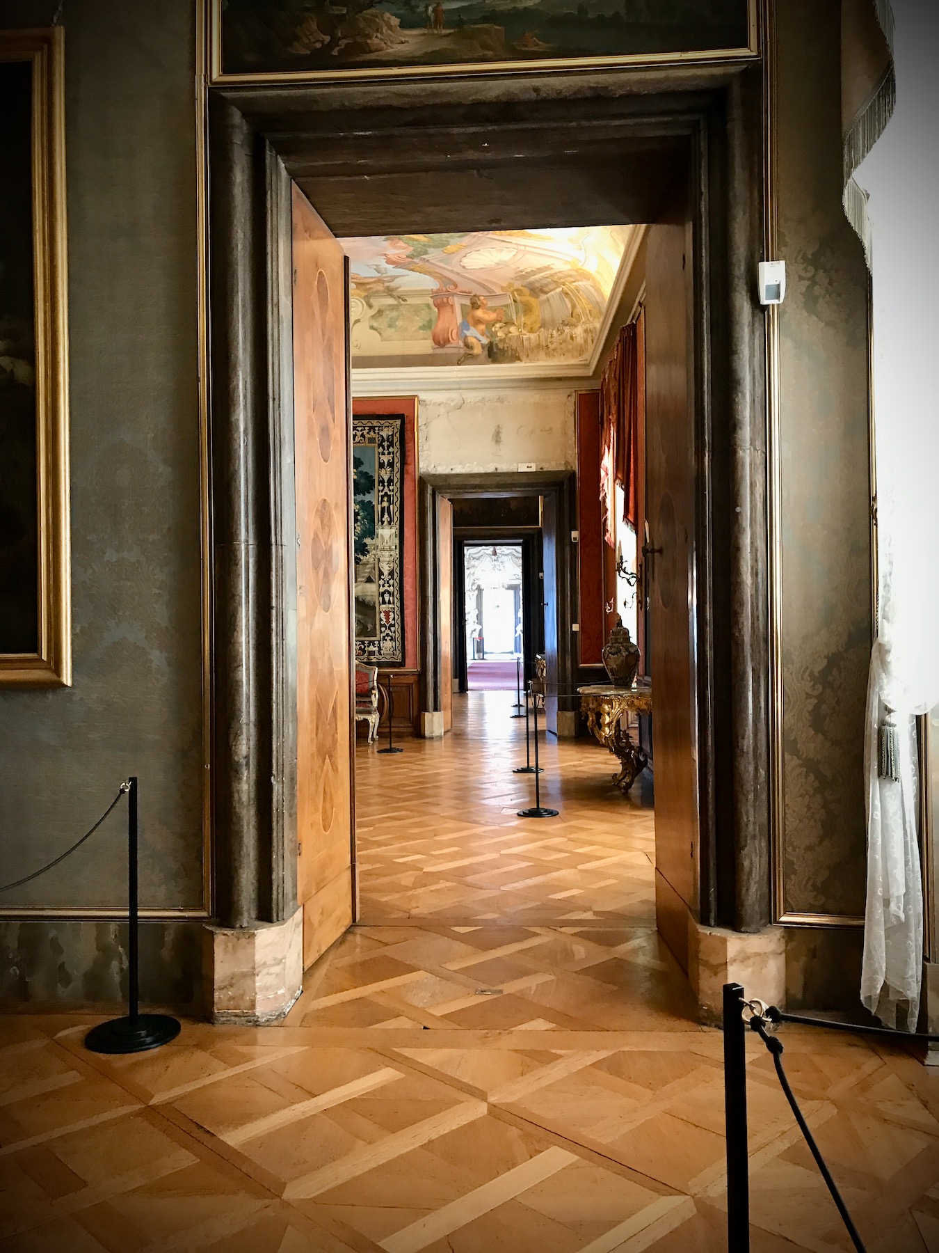 Bild ohne Beschreibung Bild ohne Beschreibung