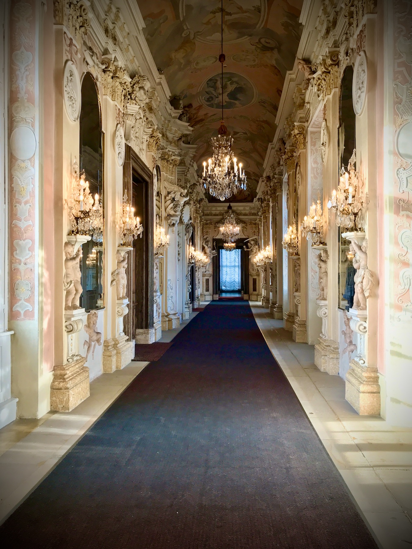 Bild ohne Beschreibung Bild ohne Beschreibung