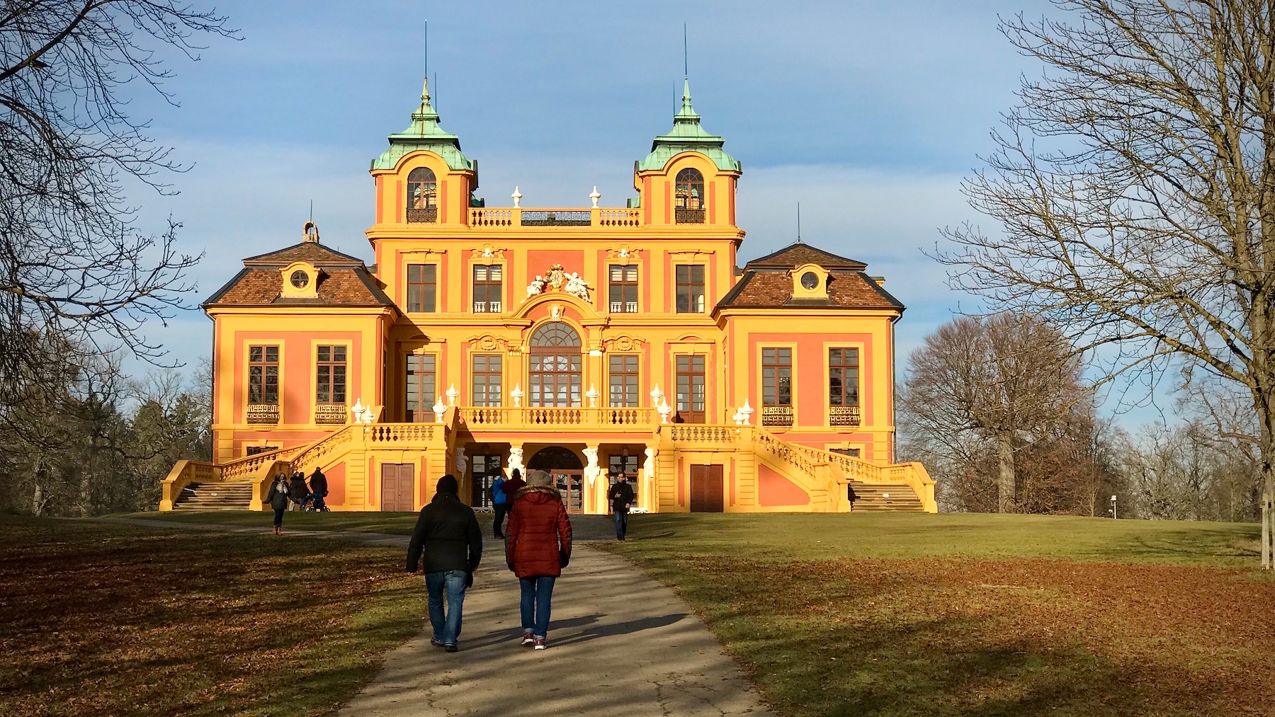 Bild ohne Beschreibung Bild ohne Beschreibung