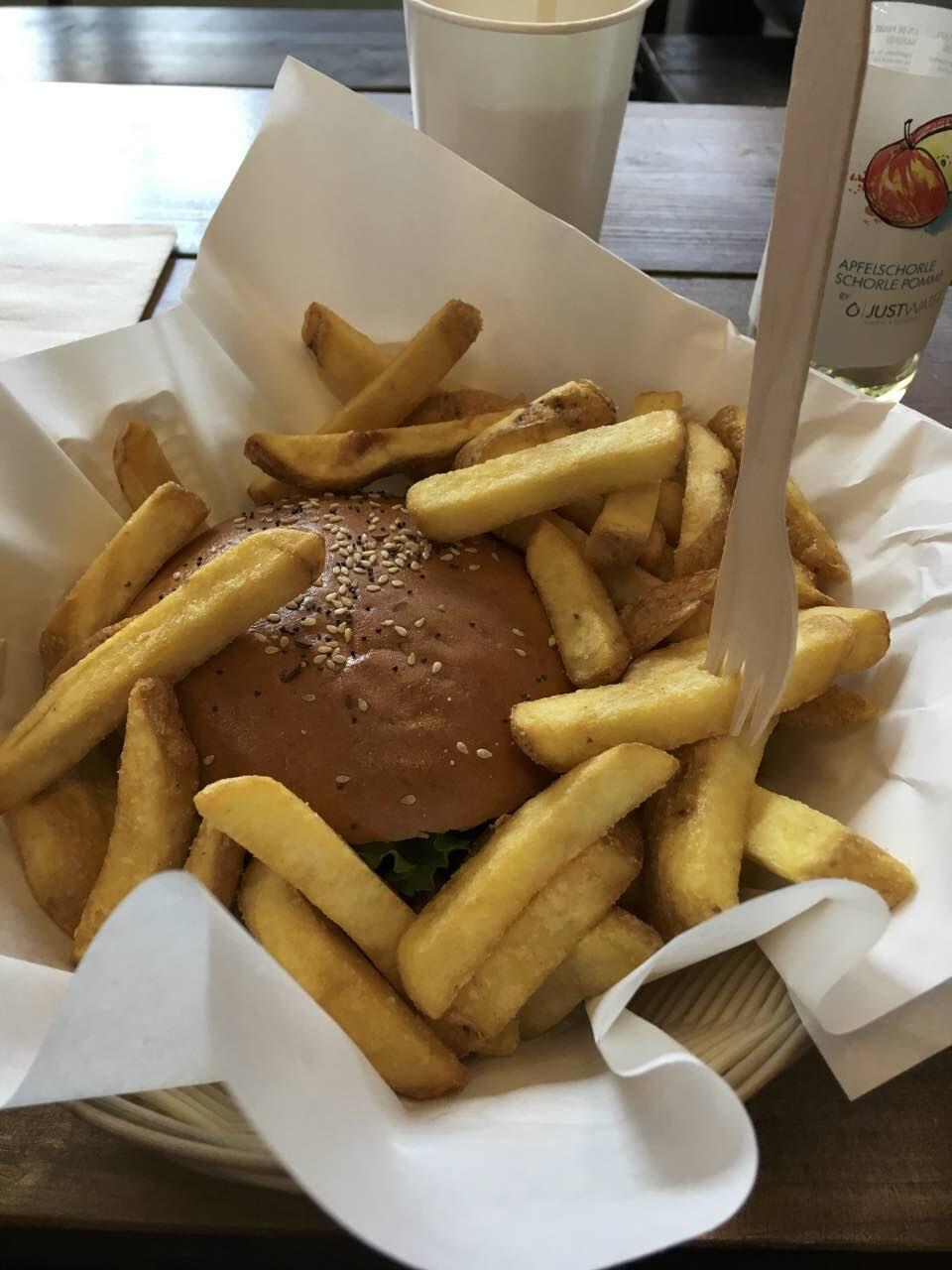 Bild ohne Beschreibung