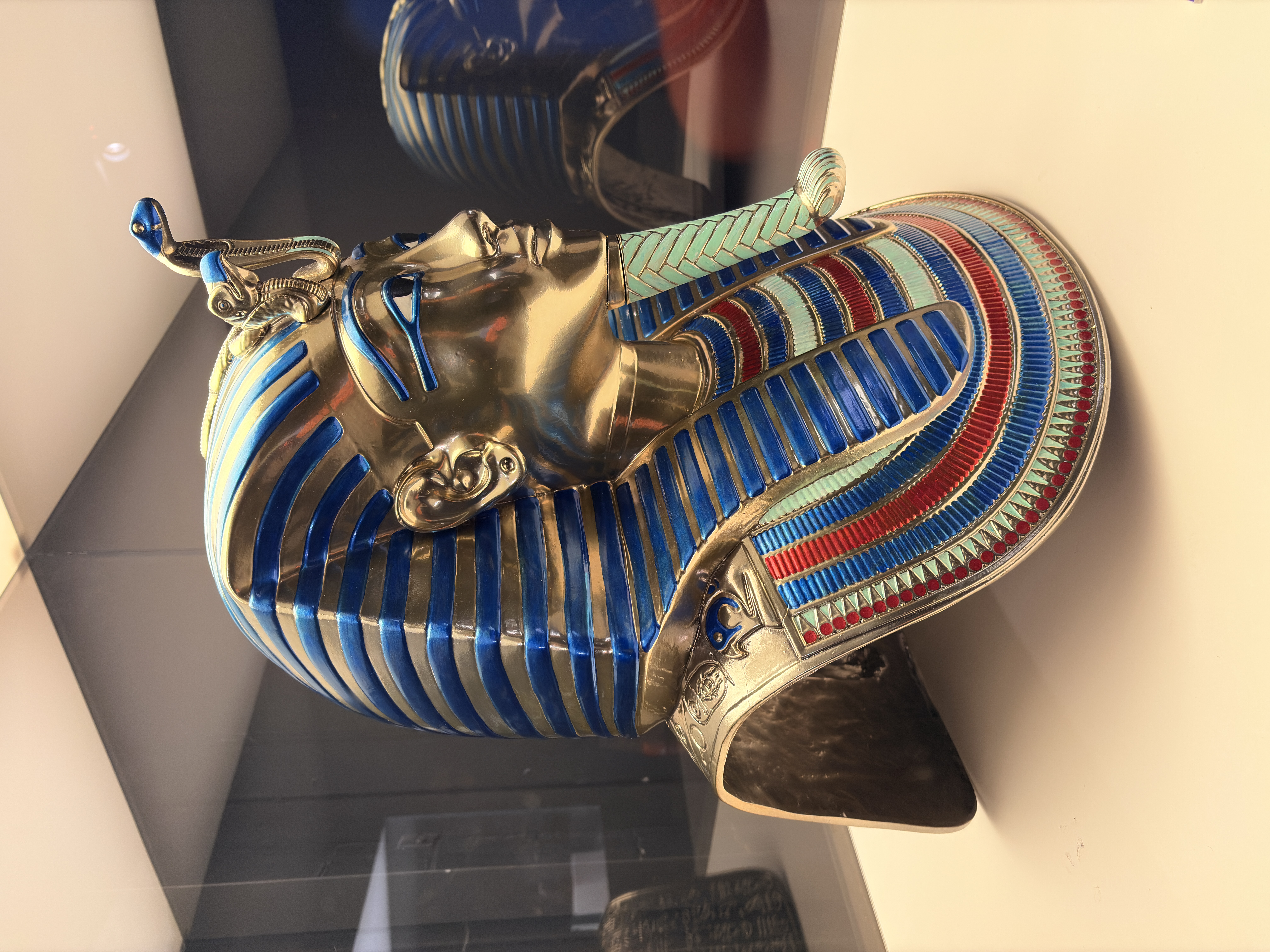 Bild ohne Beschreibung Bild ohne Beschreibung