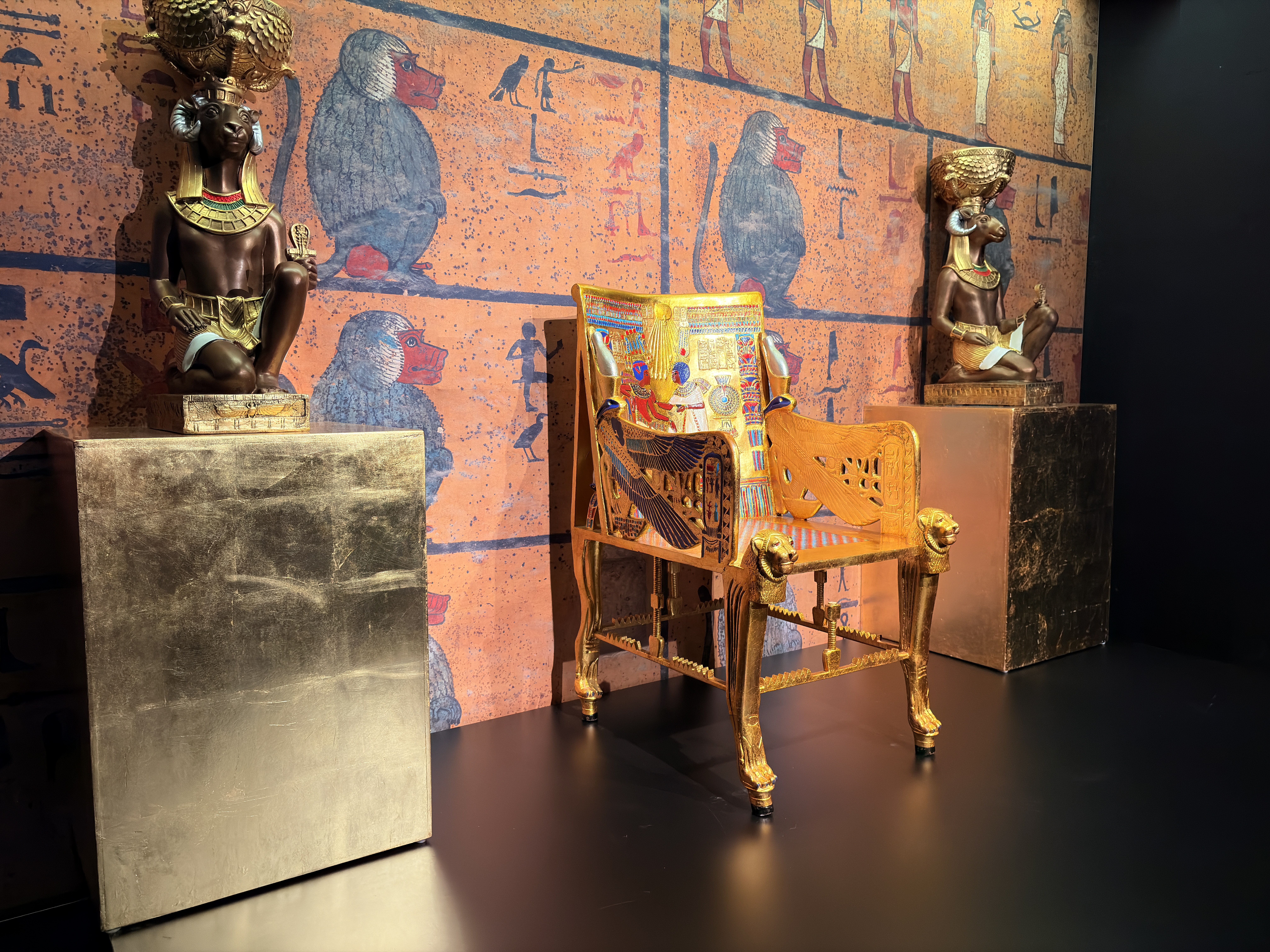 Bild ohne Beschreibung Bild ohne Beschreibung