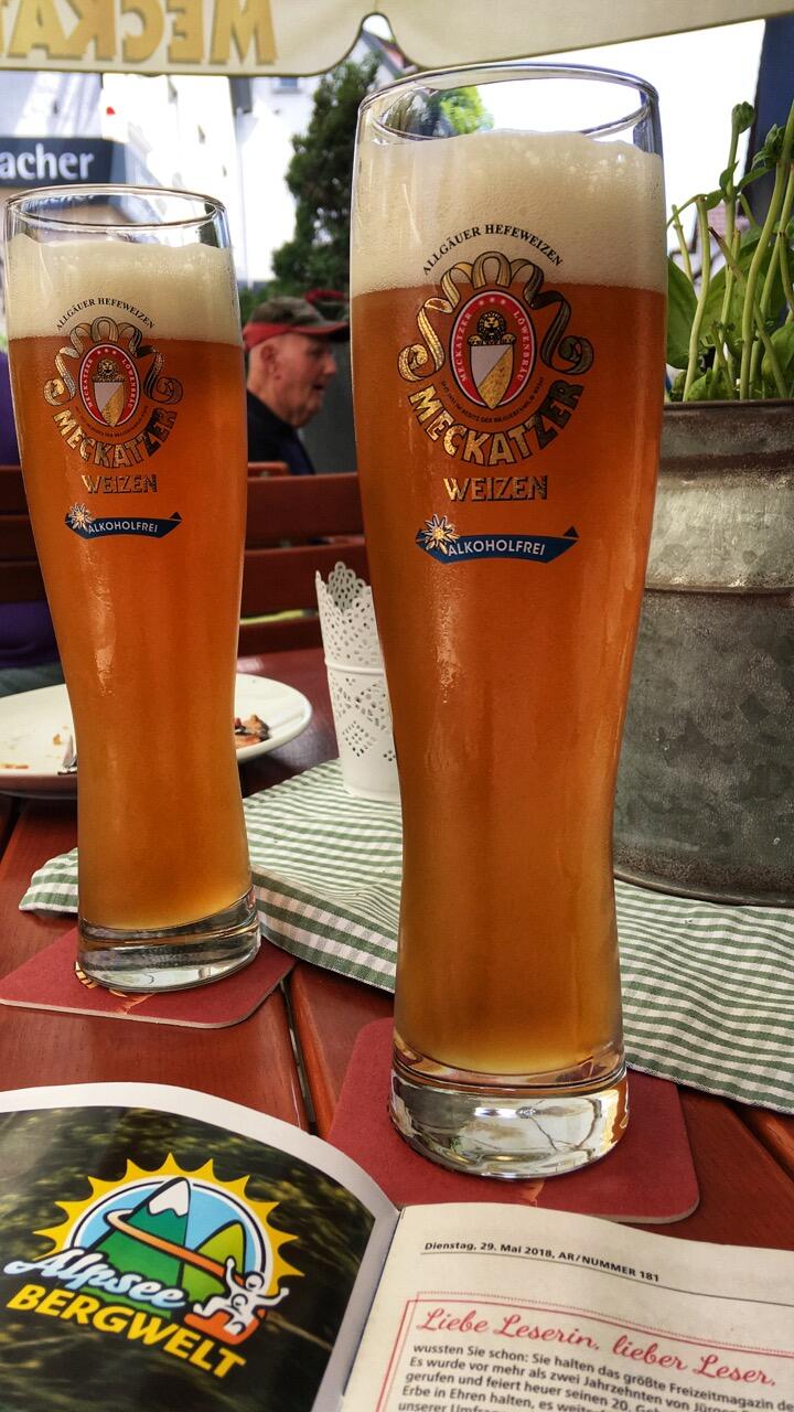 Bild ohne Beschreibung Bild ohne Beschreibung