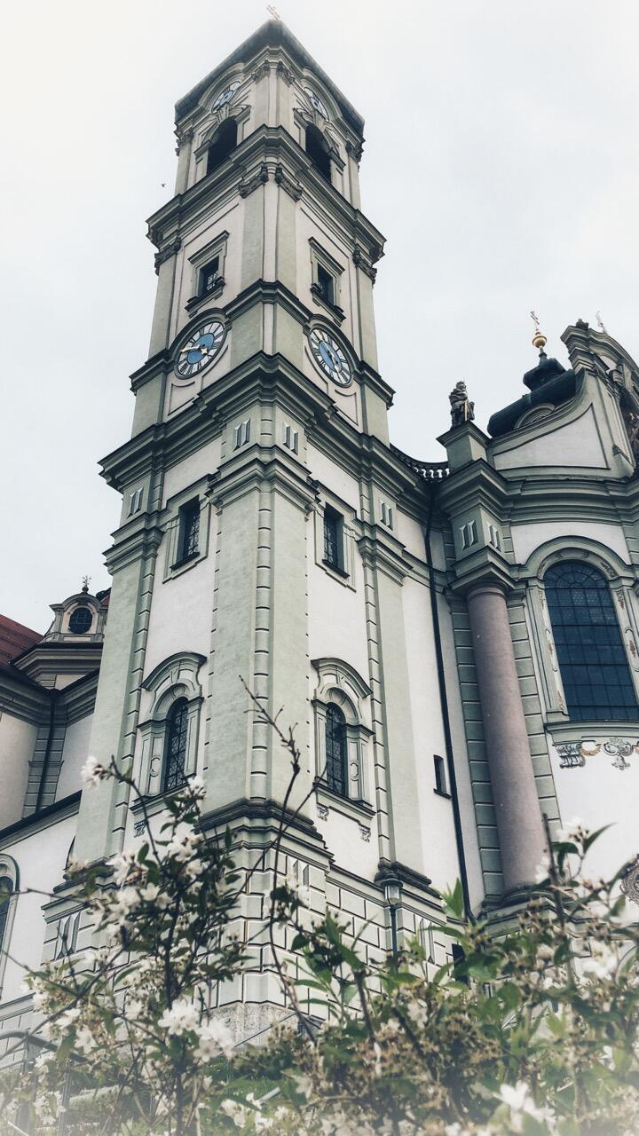 Bild ohne Beschreibung Bild ohne Beschreibung